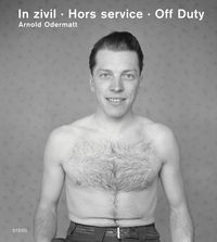 Bild vom Artikel In Zivil - Horse service - Off Duty vom Autor Arnold Odermatt