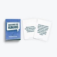 Produktbild: Questions for Humans: Parents & Kids - 52 Conversation Starters to Spark Laughter, Curiosity, and Meaningful Connection as a Family