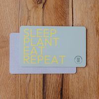 Produktbild Frühstücksbrettchen “Sleep, Plant, Eat, Repeat”