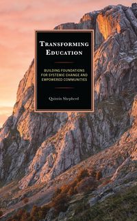Produktbild: Transforming Education