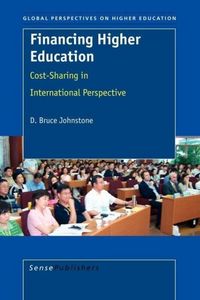 Produktbild: Financing Higher Education