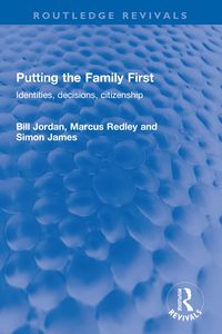 Produktbild: Putting the Family First