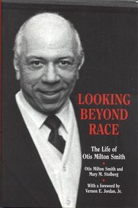 Produktbild: Looking Beyond Race