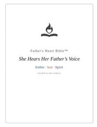 Produktbild: Father's Heart Bible - She Hears Her Father's Voice Journaling Bible