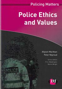 Produktbild: Police Ethics and Values