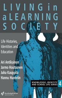 Produktbild: Living In A Learning Society
