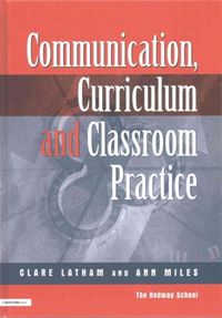 Produktbild: Communications,Curriculum and Classroom Practice