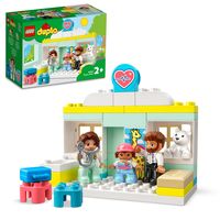 LEGO DUPLO 10968 Arztbesuch, Lernspielzeug mit Ärztin-Figur für Kleinkinder 