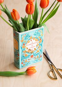 Mount, J: Bibliophile Vase 1 von Jane Mount
