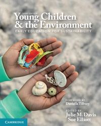 Produktbild: Young Children and the Environment