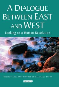 Produktbild: A Dialogue Between East and West