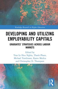 Produktbild: Developing and Utilizing Employability Capitals