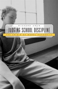 Produktbild: Arum, R: Judging School Discipline