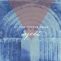 Produktbild: At the Temple Door