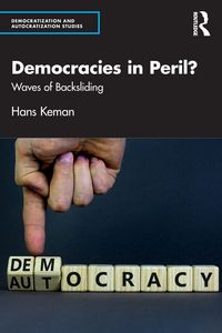 Produktbild: Democracies in Peril?