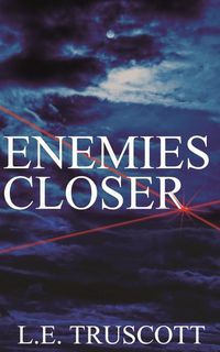 Produktbild: Enemies Closer