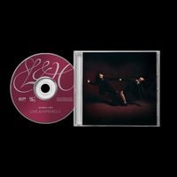 Produktbild: Love & Hyperbole / CD