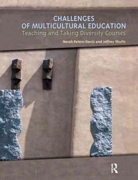 Produktbild: Peters-Davis, N: Challenges of Multicultural Education