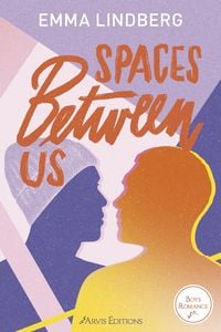 Produktbild: Spaces between us