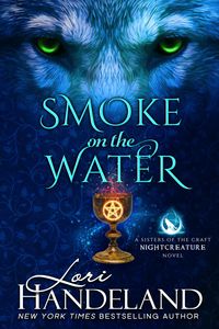 Produktbild: Smoke on the Water (A Sisters of the Craft Nightcreature Novel, #3)