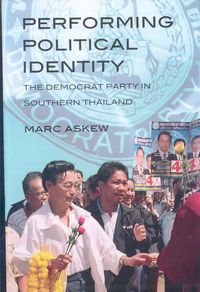 Produktbild: Performing Political Identity