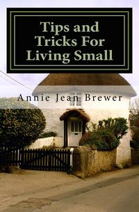 Produktbild: Tips and Tricks for Living Small