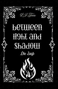 Produktbild: Between Light and Shadow