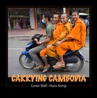 Produktbild: Carrying Cambodia