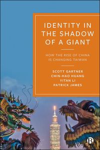 Produktbild: Identity in the Shadow of a Giant