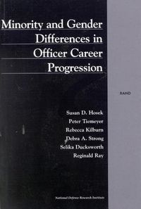 Produktbild: Minority and Gender Differences in Officer Career Progression (2001)