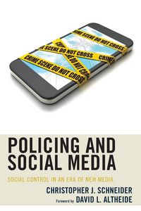 Produktbild: Policing and Social Media