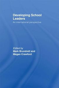 Produktbild: Developing School Leaders