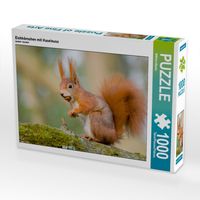 Produktbild: CALVENDO Puzzle Eichh&ouml;rnchen mit Haselnuss im Maul | 1000 Teile Lege-Gr&ouml;&szlig;e 64x48cm Foto-Puzzle f&uuml;r gl&uuml;ckliche Stunden