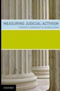 Produktbild: Measuring Judicial Activism