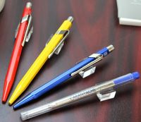 Caran d'Ache Kugelschreiber Ersatzmine Goliath Blau Medium