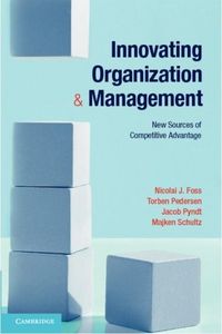 Produktbild: Innovating Organization and Management