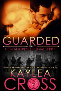 Produktbild: Guarded (Hostage Rescue Team Series, #12)