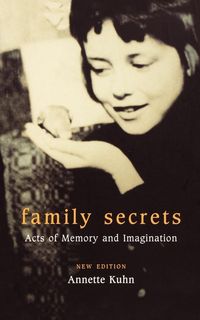 Produktbild: Family Secrets