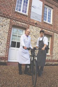 Der Koch, der auf sein Fahrrad stieg und die französischen Küchenschätze entdeckte