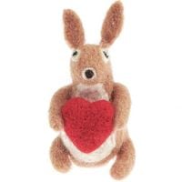 Produktbild: Filz-Hase mit rotem Herz, Braun, 7 x 4 x 4,3cm