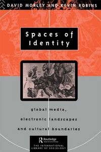 Produktbild: Spaces of Identity