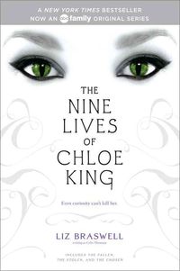 Bild vom Artikel The Nine Lives of Chloe King: The Fallen; The Stolen; The Chosen vom Autor Liz Braswell