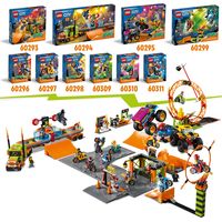 LEGO City Stuntz 60295 Stuntshow-Arena, Monster-Truck-Spielzeug, Geschenkidee