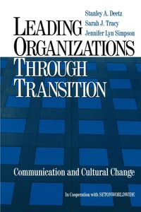 Produktbild: Leading Organizations Through Transition