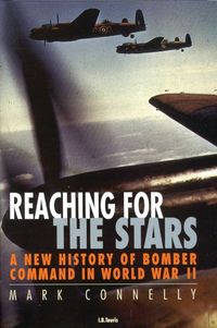Produktbild: Connelly, M: Reaching for the Stars