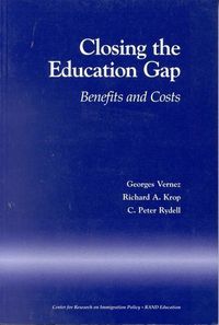 Produktbild: Closing the Education Gap
