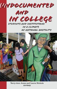Produktbild: Undocumented and in College