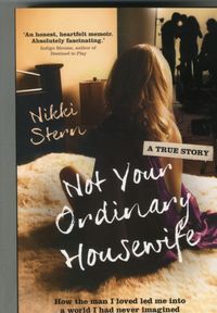 Produktbild: Not Your Ordinary Housewife