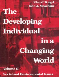 Produktbild: The Developing Individual in a Changing World