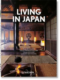 Produktbild: Living in Japan